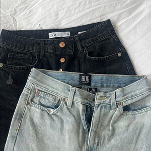 2 pair of women’s denim